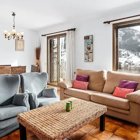 Fantastico Adosado Holiday home Sallent De Gallego